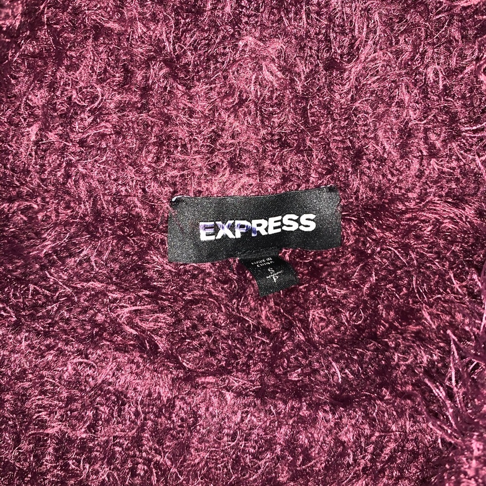 Express Sweater - Picture 2 of 2